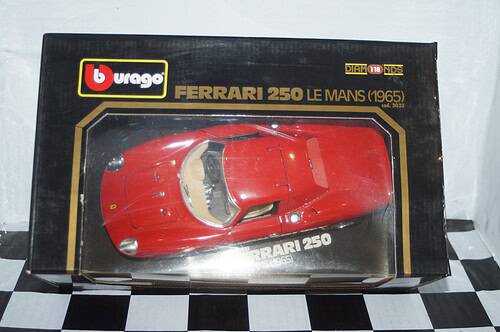 Burago ferrari 250 lemans 1965 red 1:18 scale ref 3033