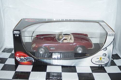Hotwheels ferrari 250 gt california spider maroon 1:18th ref 25727