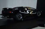 Autoart lamborghini diablo sv black opening features 1:18 scale 70081