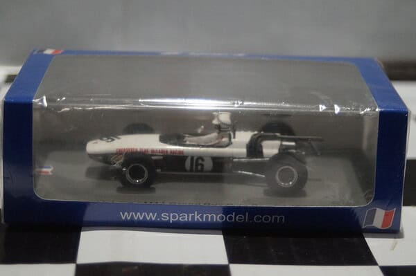 Spark mclaren m4a grand prix p de pau f2 #16 lawrence 1968 1:43 resin sf179