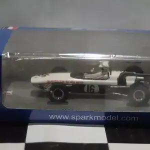 Spark mclaren m4a grand prix p de pau f2 #16 lawrence 1968 1:43 resin sf179