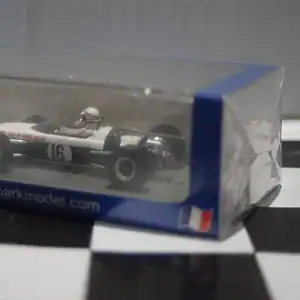 Spark mclaren m4a grand prix p de pau f2 #16 lawrence 1968 1:43 resin sf179