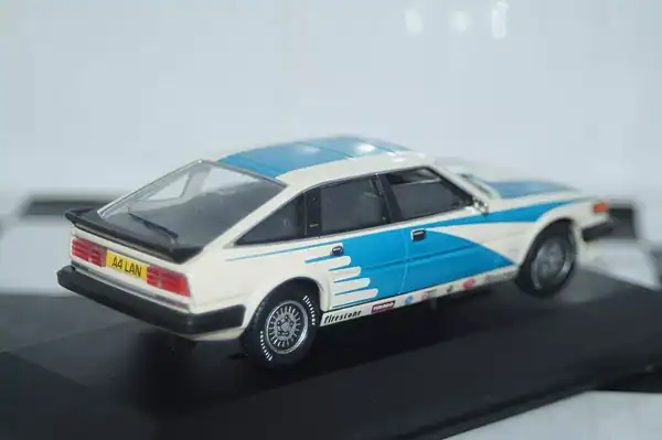Vanguards rover sd1 vanden plus va09005 1:43 diecast