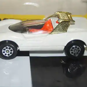 Corgi whizzwheels alfa romeo pinin farina p.33 ref 380 1:32nd