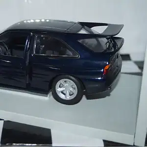 Ut models ford escort cosworth 1992 blue metallic 1:18 180 062101