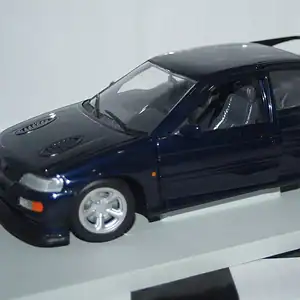 Ut models ford escort cosworth 1992 blue metallic 1:18 180 062101