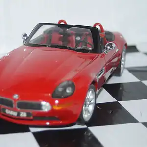 Kyosho bmw z8 red 1:18th scale ref 08511r