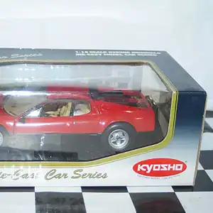Kyosho ferrari 365 gt4 / bb red 1:18th ref 08173r