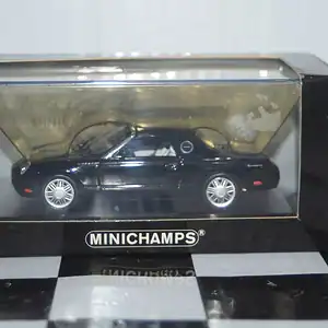 Minichamps ford thunderbird in black 2002 1/43rd 400 082131
