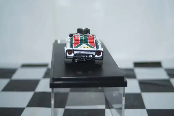 Hpi lancia stratos hf #6 safari  munari 1976 ref 8236 1:43