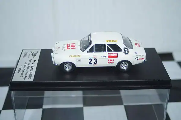 Trofeu ford escort mk1 portugal rally #23 1973 f.santos rr.al 14 1/43