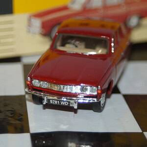 Vanguards austin healey e3000 mk2 green and white va05101 1:43