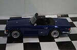 Ls collectibles triumph tr6 convertible 1974 blue  1/18th ls002b