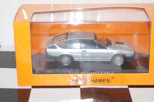 Maxichamps volvo 850 1994 red 1:43 940 171460