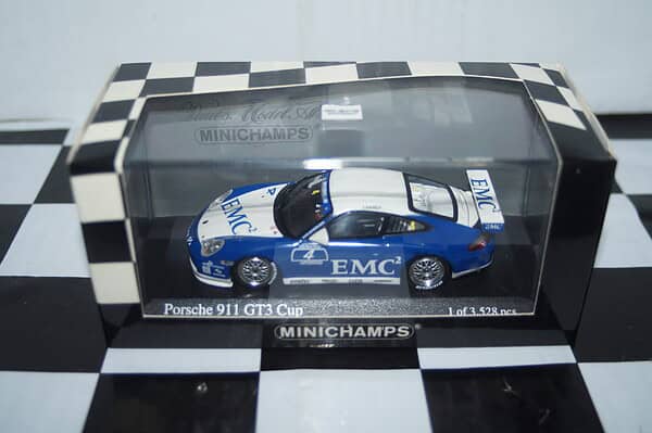 Minichamps porsche 911 gt3 carrera cup 2004 j.hardt #4,400 046204,1:43