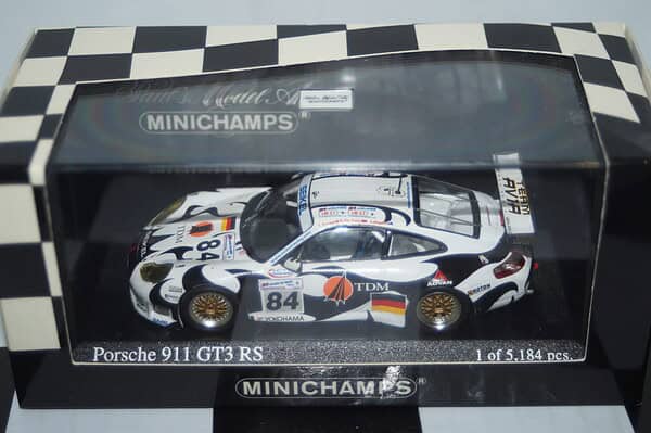 Minichamps porsche 911 gt3 rsr "presentation" 2009 #09 ref 400 096909,1:43