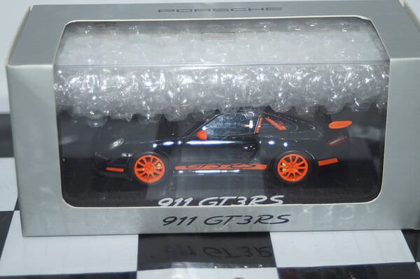 Minichamps porsche 911 gt3 rs wap 020 128 17 1:43