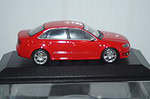 Minichamps audi rs4 saloon 2005 red 1:43  400 014600