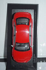 Minichamps audi rs4 saloon 2005 red 1:43  400 014600