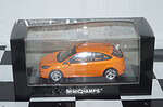 Minichamps (dealer box) ford focus st in orange, 5 door ,1:43 diecast