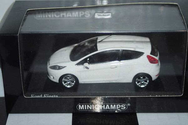 Minichamps ford fiesta 2008 white 3 door 400 088002 1:43 diecast