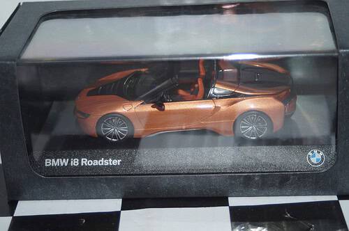 I scale bmw i8 roadster bronze 1:43 ref 80422454785
