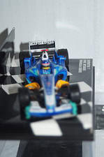 Minichamps sauber petronas showcar 2005 villeneuve 400 050081 diecast 1:43