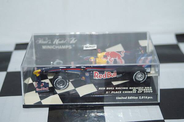 Minichamps red bull renault rb5 m.webber 400 090114 diecast 1:43