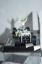Minichamps brawn gp 001 winner australian 2009 j.button  400 090122 1:43