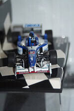 Minichamps arrows fa 18 yamaha 1997 d.hill 433 970001 1:43