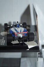 Minichamps arrows fa 18 yamaha 1997 d.hill 433 970001 1:43
