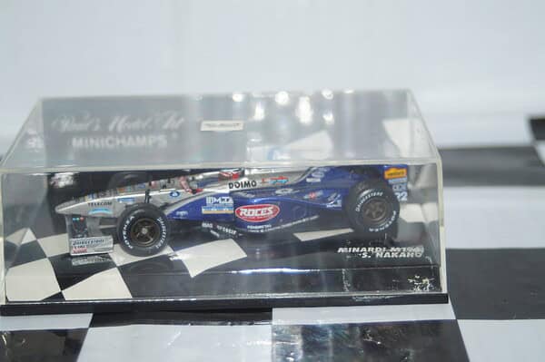 Minichamps minardi 1999 showcar m.gene 430 990070 1:43