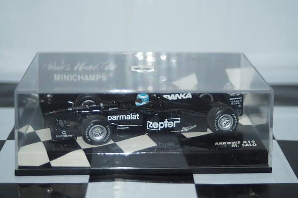 Minichamps sauber petronas showcar 2004, f.massa 400 0480082 1:43