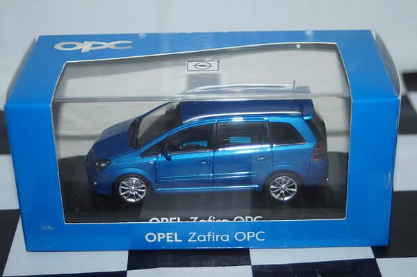 Minichamps (dealer box) opel zafira opc in blue, 1:43 diecast
