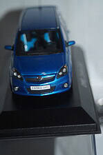 Minichamps (dealer box) opel zafira opc in blue, 1:43 diecast