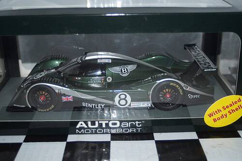 Autoart bentley speed 8 lemans 24hr 2002 1:18 diecast 80253