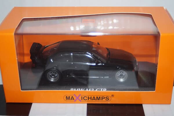Maxichamps bmw m3 gtr (e36) 1993 in white 1:43 940 023381