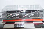Minichamps mclaren mercedes m.hakkinen twin set 402 989901 1:43