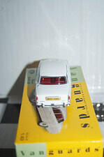 Vanguards rover 3500 v8 davos white rc1002/2 1:43 scale