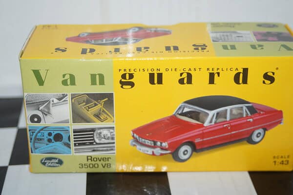 Vanguards rover 3500 v8 in red with black roof va06502 1/43rd