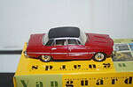 Vanguards rover 3500 v8 in red with black roof va06502 1/43rd