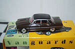 Vanguards rover 3500 v8 mexico brown va06505 1:43 scale