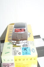 Vanguards rover 3500 v8 mexico brown va06505 1:43 scale