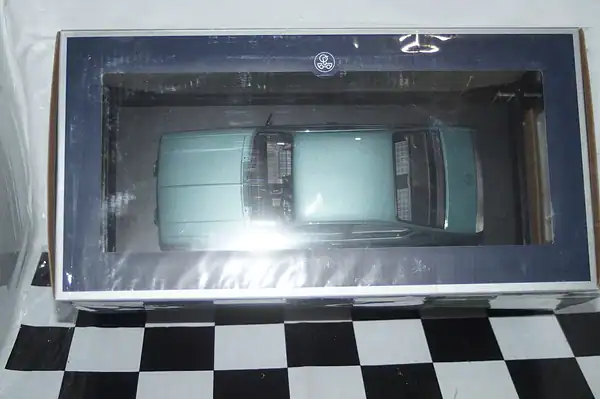 Norev opel kadett 1978 rallye winterfest 1:18 scale 183654 ltd