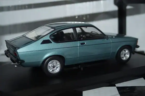 Norev opel kadett 1978 rallye winterfest 1:18 scale 183654 ltd
