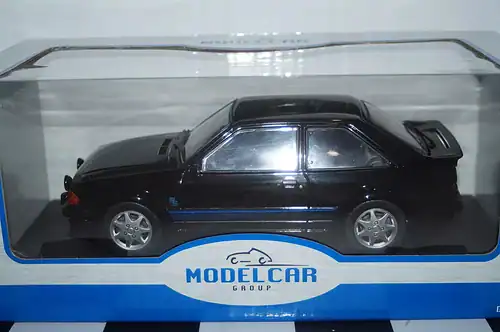 Model car group ford escort rs turbo 1985 black 1/18th mcg18420
