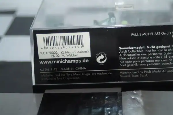 Minichamps kl minardi asiatech ps 02 m.webber 400 020023 1:43