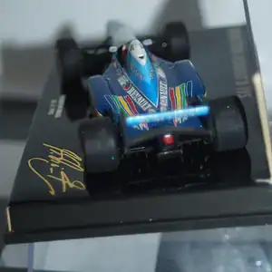 Minichamps benetton renault b 195 winner brazil 1995 510 954301 1:43
