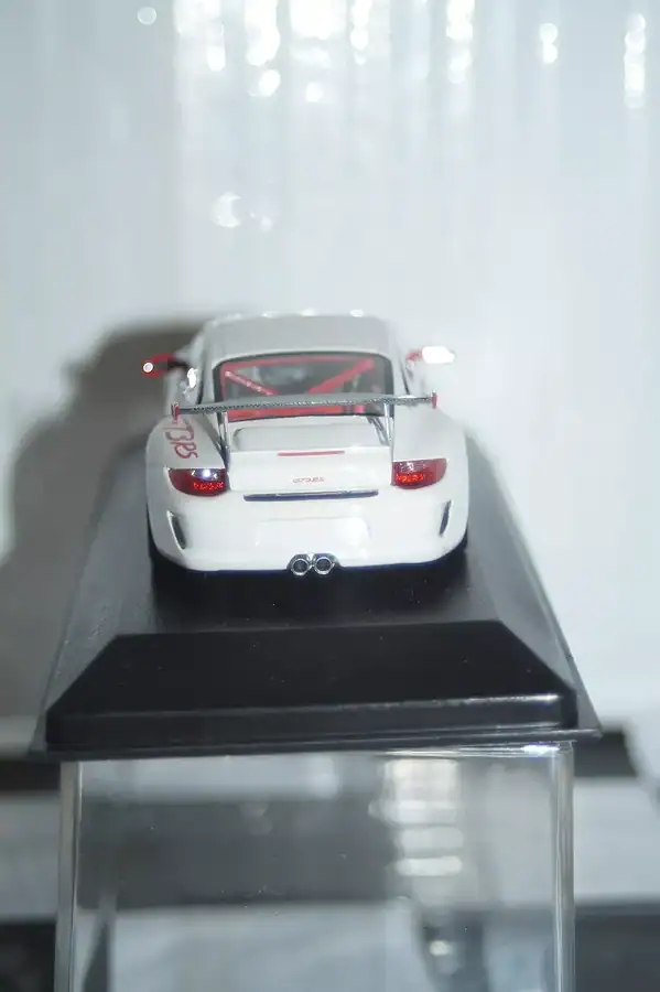Minichamps porsche 911 gt3 rs (997 11) white 2010,400 069100 ,1:43