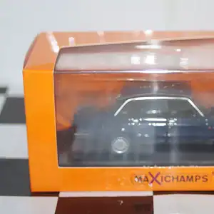 Maxichamps volvo 240 gl 1986 dark blue 1:43 940 171405
